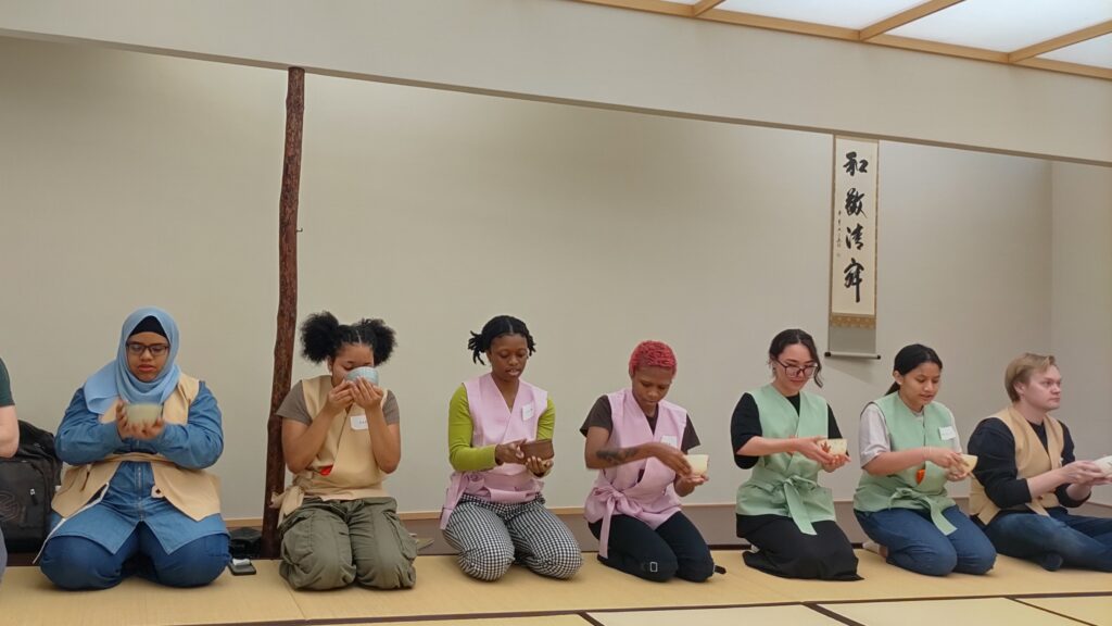 iCLA students learn how to receive and drink tea in the art of Japanese Tea Ceremony. 