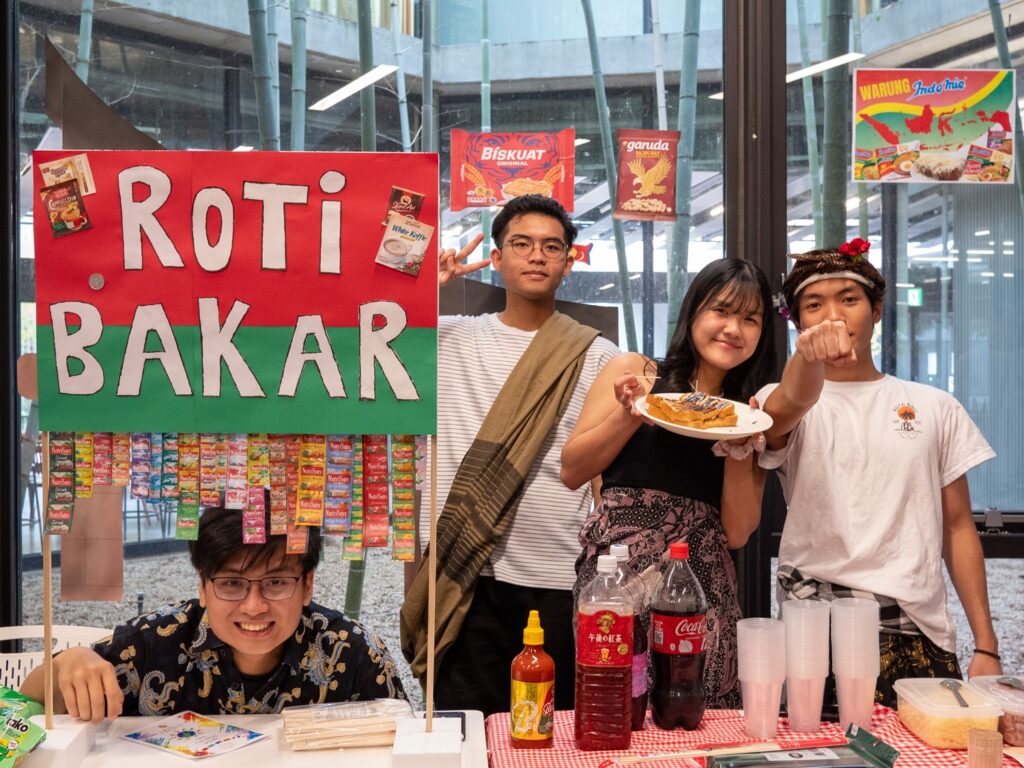 Indonesian iCLA Students set up a colorful booth decorated with Indonesian icons for iCLA's Diversity Day.